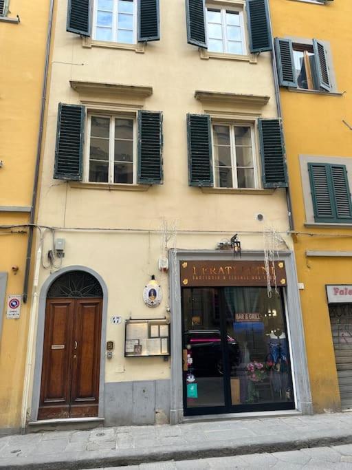 Relax Like Home, Piazza Santa Croce, With Balcony Florencia