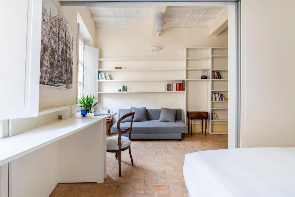 Relax Like Home, Piazza Santa Croce, With Balcony Apartamento Florencia
